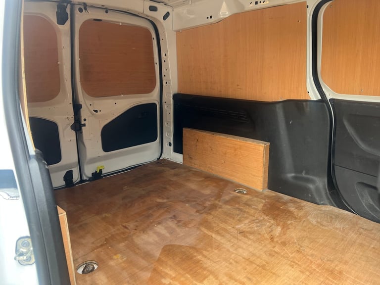 2022 Vauxhall Combo 2300 1.5 Turbo D 100ps H1 Sportive Van [6 Speed] PANEL VAN Diesel Manual