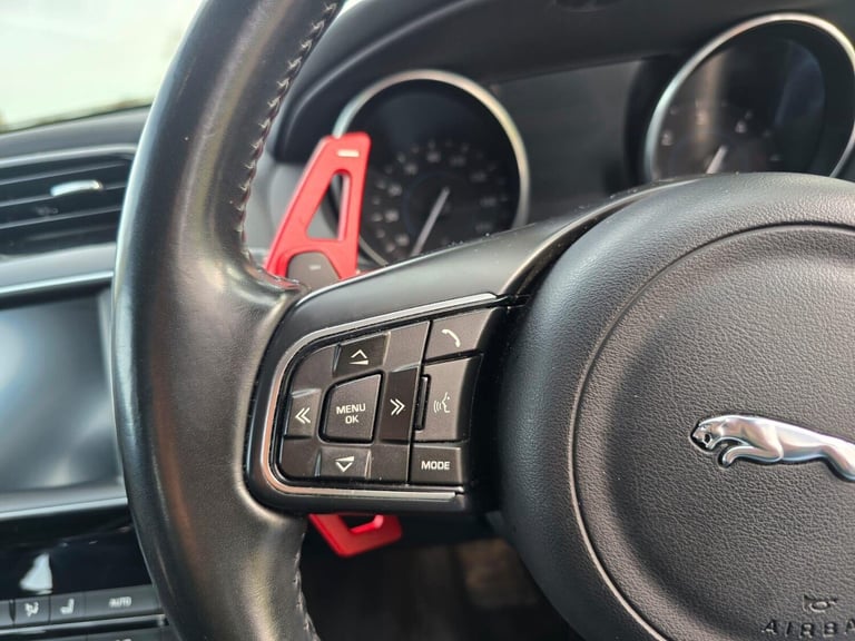 2017 Jaguar XE 2.0d Prestige Auto Euro 6 (s/s) 4dr Saloon Diesel Automatic