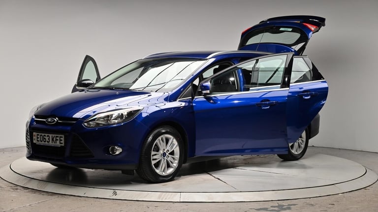 2013 Ford Focus 1.6 Titanium Navigator Powershift Euro 5 5dr ESTATE Petrol Automatic