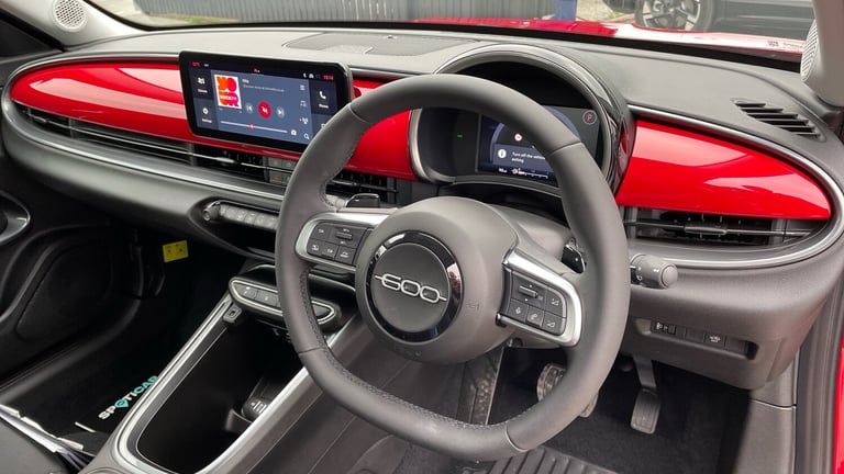 2025 Fiat 600 1.2 MHEV SUV 5dr Petrol Hybrid e-DCT Euro 6 (s/s) (100 ps) SUV Hybrid Automatic