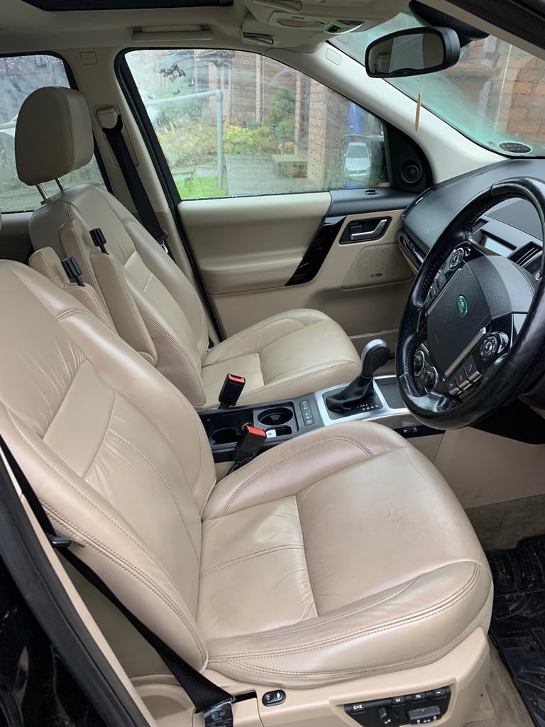 Land Rover, FREELANDER, Estate automatic, 2013, Other, 2179 (cc), 5 doors