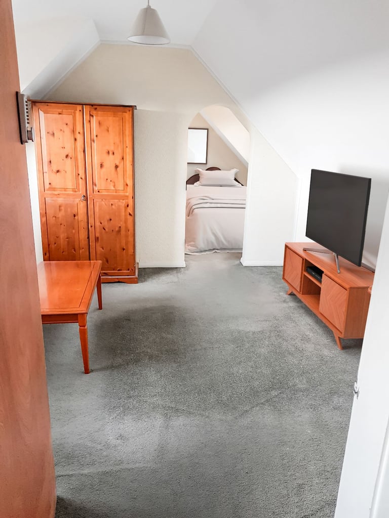 Sutton Coldfield DSS only shared house - Next to Sutton Park. Enviable location
