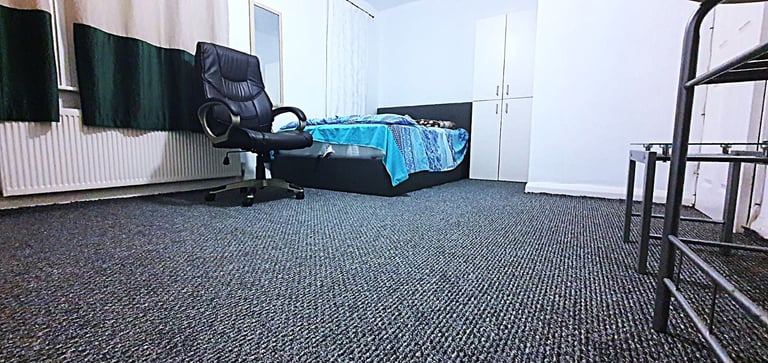 Master double room to let in barking IG11- All Bill Included. No Agent Fee