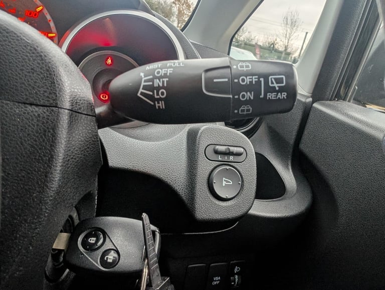2011 Honda Jazz 1.2 i-VTEC Si 5dr HATCHBACK PETROL Manual