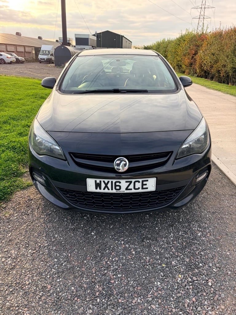 2016 Vauxhall Astra 1.4T 16V Limited Edition 5dr [Leather] HATCHBACK Petrol Manual