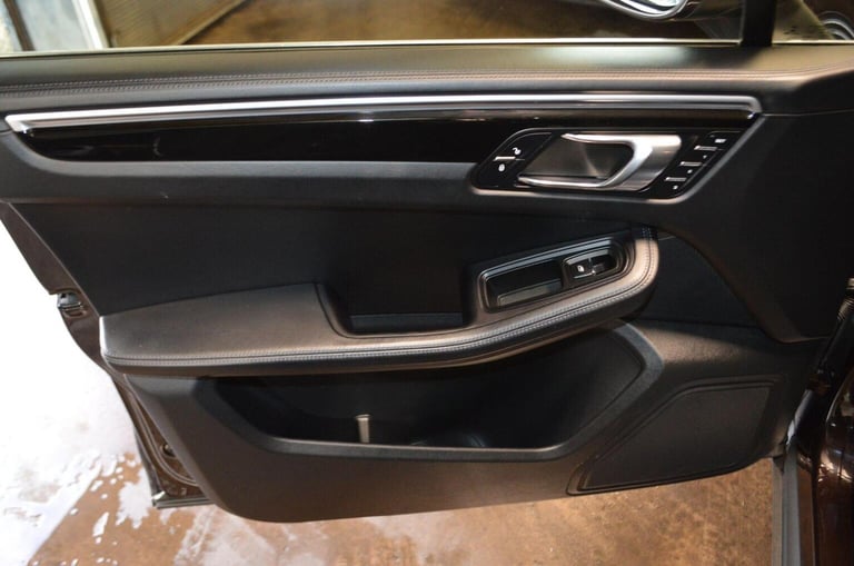 PORSCHE MACAN 3.0 V6 S PDK 4WD Euro 6 (s/s) 5dr 2017