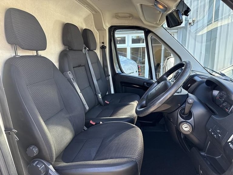 Citroen Relay 2.2 BlueHDi 35 Enterprise Panel Van 