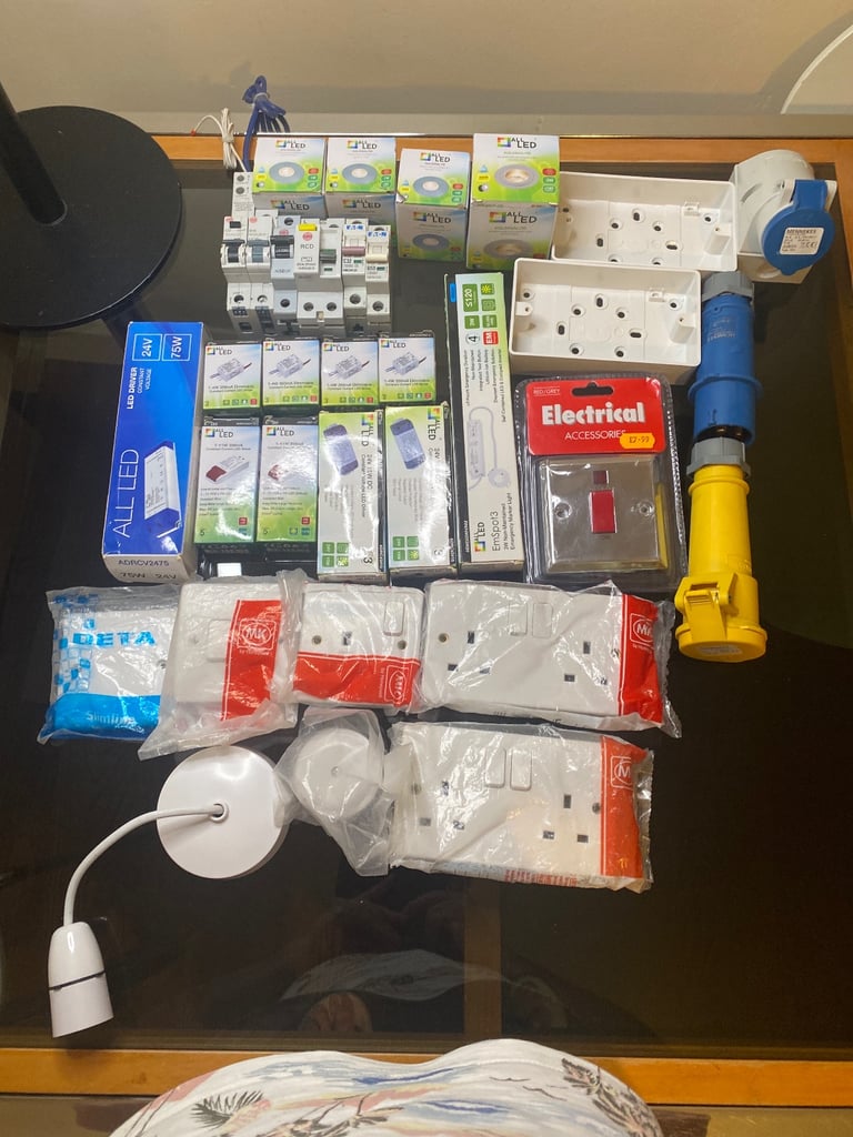 Job Lot Electrical Components – Industrial Sockets, Breakers, MK & MENNEKES