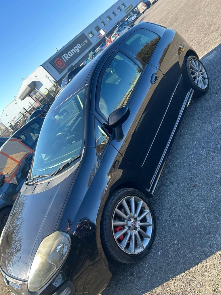 image for Fiat Punto evo 1.4t sportin 2011 black BREAKING FOR PARTS 