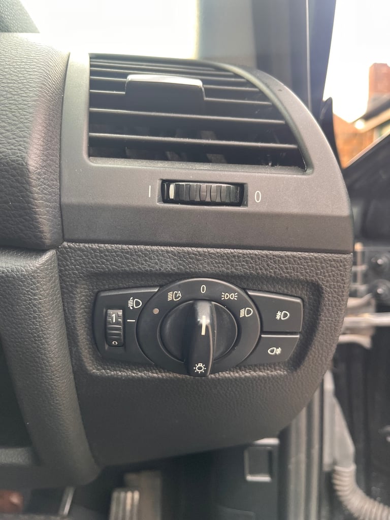 BMW, 1 SERIES, Hatchback, 2008, Semi-Auto, 1599 (cc), 5 doors