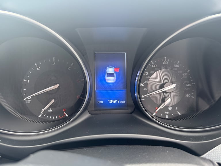 Toyota, AVENSIS, Saloon, 2016, Manual, 1598 (cc), 4 doors