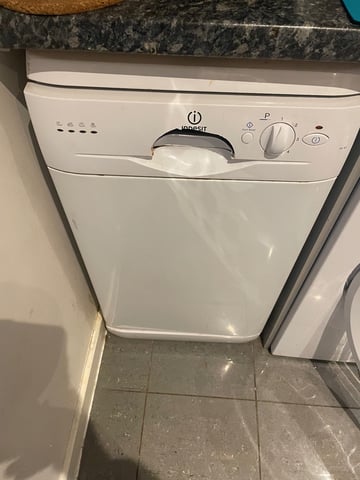 Slimline Dishwasher (Indesit IDL40) in Grangetown, Cardiff Gumtree