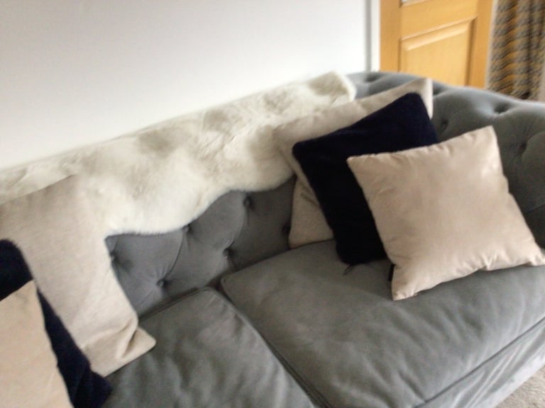 Chesterfield Alexander James sofa Excellent condition 