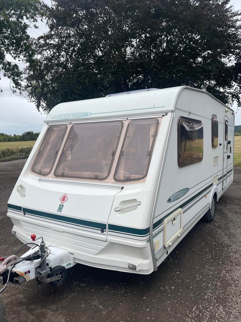 2003 Abbey Freestyle 520L SE – 4 Berth Caravan & Awnings
