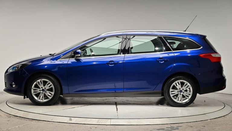 2013 Ford Focus 1.6 Titanium Navigator Powershift Euro 5 5dr ESTATE Petrol Automatic