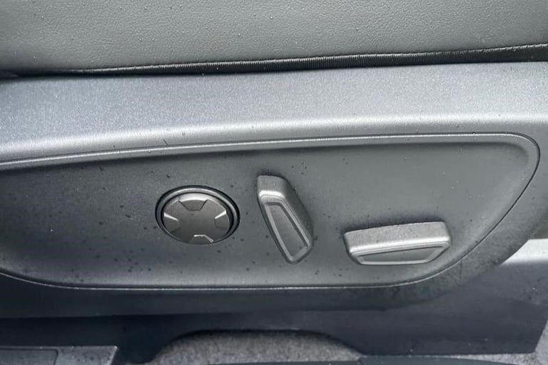 2024 Ford Kuga 2.5 PHEV ST-Line 5dr CVT 360 CAMERA, B&amp;O SOUND SYSTEM, DIGITAL DASH, POWER  Es...