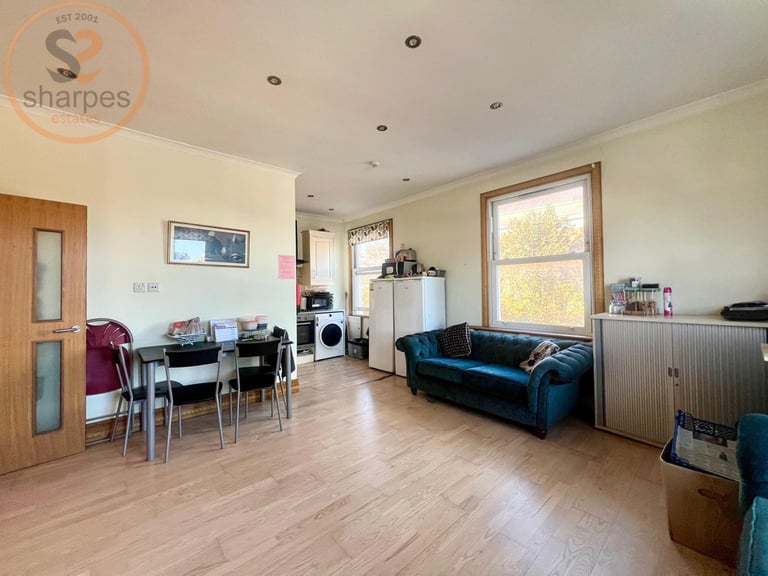 1 bedroom in St. James's Road, Croydon, Surrey
