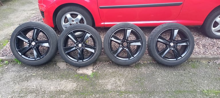 image for Seat ibiza 16in alloy wheels set 4 in black  pcd100 5 stud fitment  no welds cracks or buckles