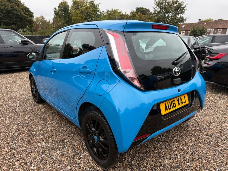 2016 Toyota AYGO 1.0 VVT-i x-cite x-shift Euro 6 5dr HATCHBACK Petrol Automatic