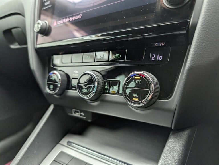 2019 Skoda Octavia 1.5 TSI ACT SportLine Estate 5dr Petrol DSG Euro 6 (s/s) (150 ps) - SAT NAV ES...