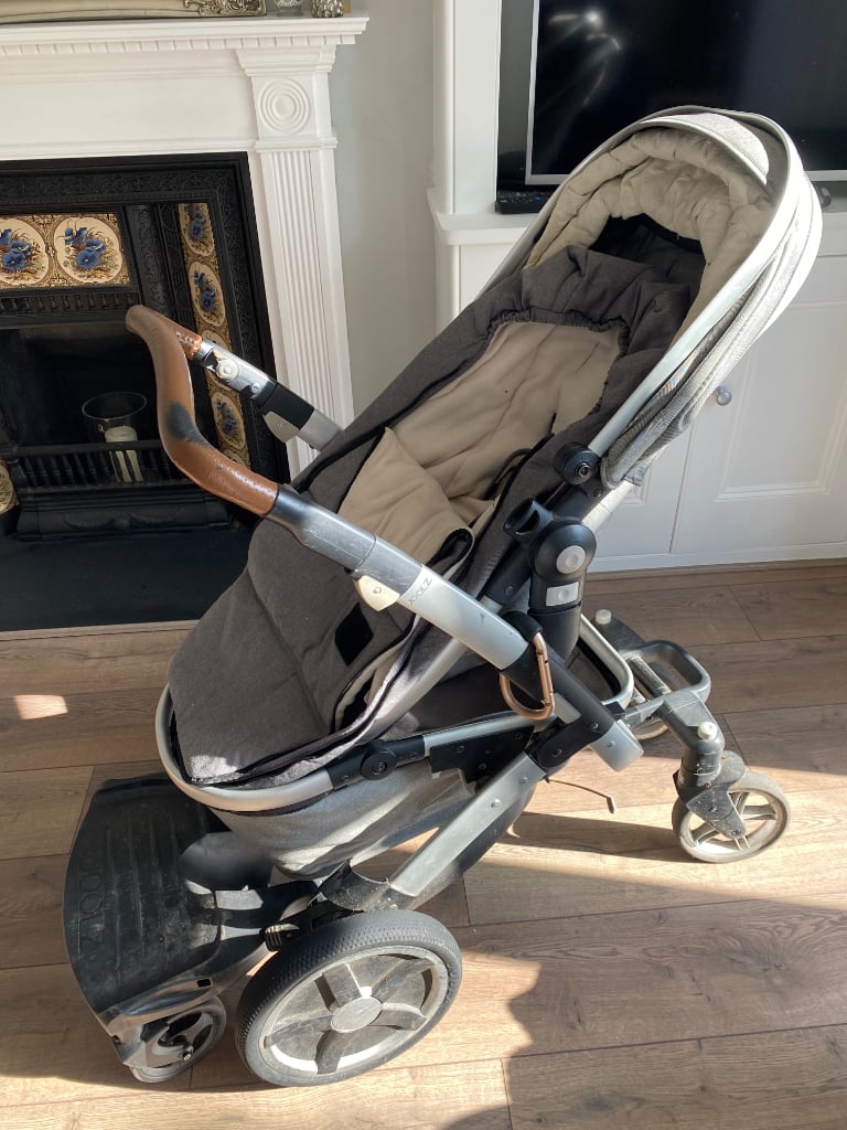 Good condition Joolz pram set with full accessories 