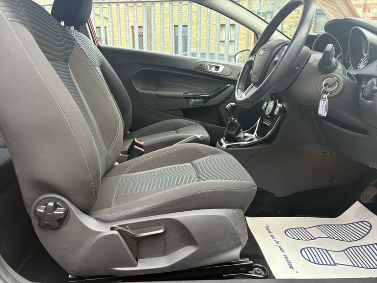 FORD FIESTA 1.25 Zetec 2017