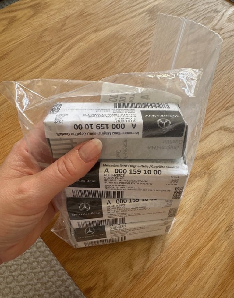 4 x Mercedes-Benz A Class Genuine Glow Plug Replacement Fits OM608 Engine A0001591000 RRP£240