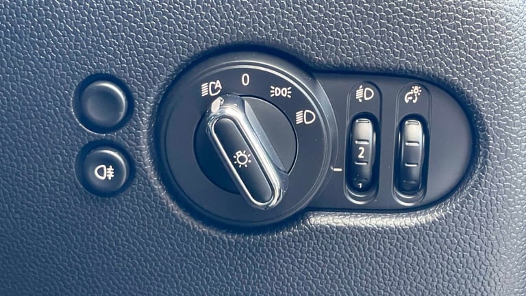 2023 MINI Hatch 1.5 Cooper Exclusive 3dr Auto HATCHBACK PETROL Automatic