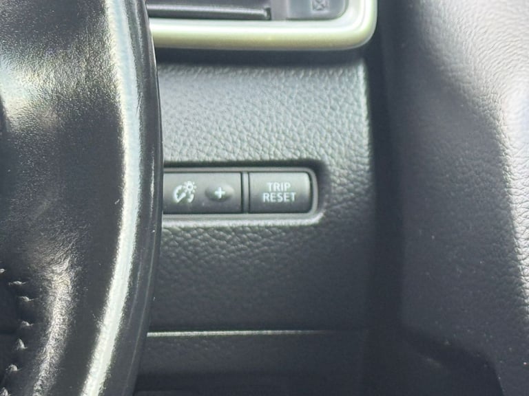 Nissan, QASHQAI, Hatchback, 2016, Manual, 1461 (cc), 5 doors