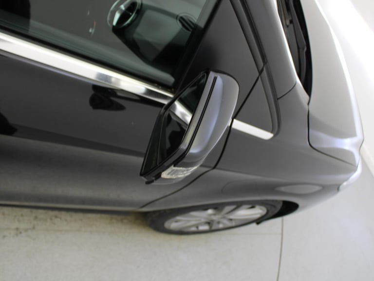 2019 Mercedes-Benz B Class B200 Exclusive Edition Plus 5dr Auto MPV Petrol Automatic