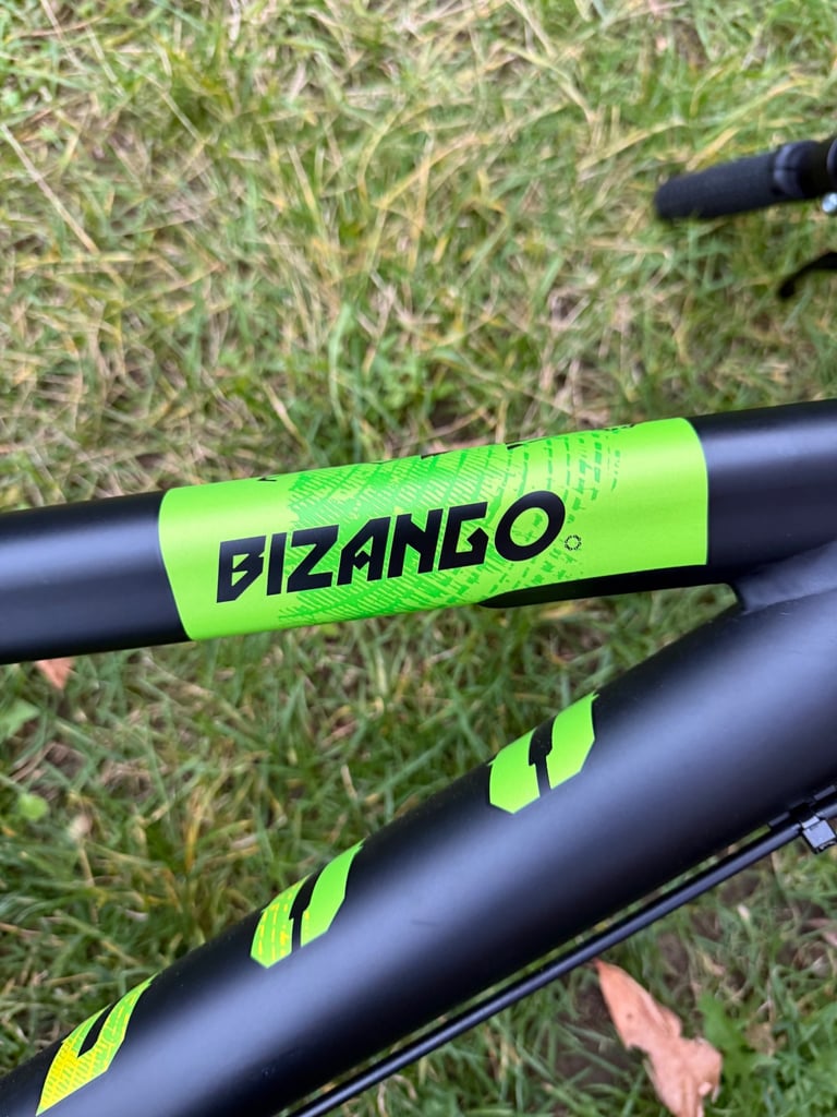 Voodoo Bizango Adults mountain bike 