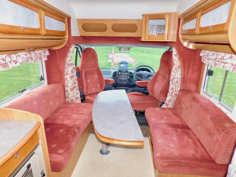 RAPIDO 786F Fiat 2.8 Jtd 4 Berth with Fixed Rear French DOUBLE BED for Sale