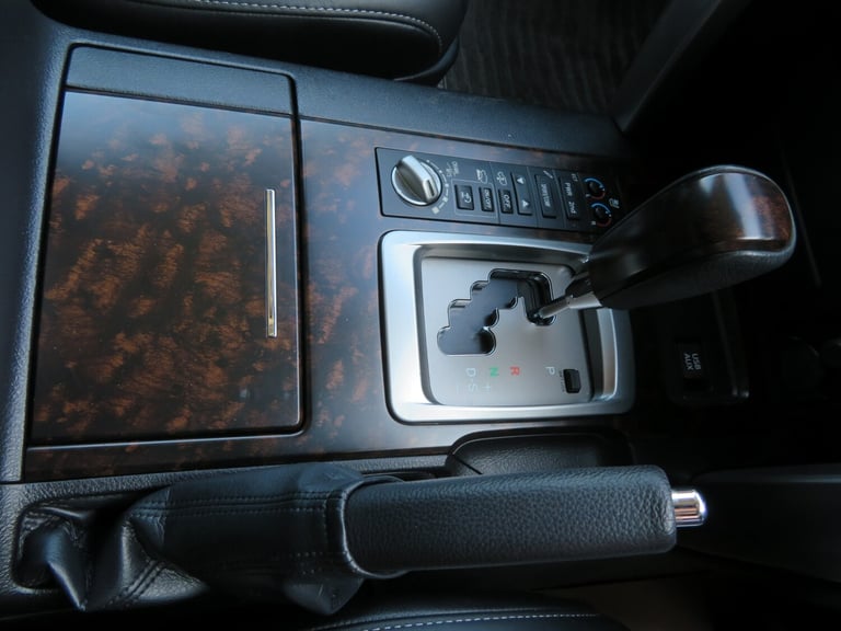 2015 Toyota Landcruiser ZX 4.6 V8  4x4 Petrol Automatic