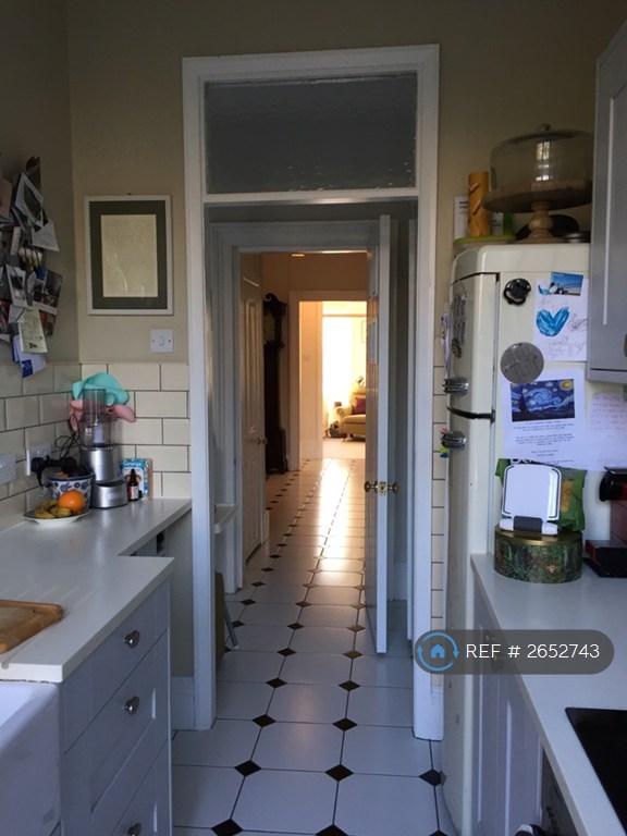 2 bedroom flat in Lorna Road, Hove, BN3 (2 bed) (#2652743)