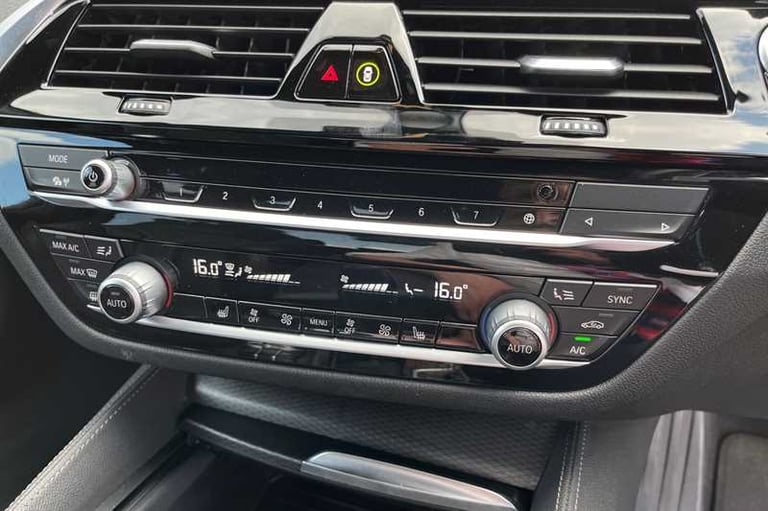 2021 BMW 5 Series 520d MHT M Sport 4dr Step Auto SALOON DIESEL Automatic