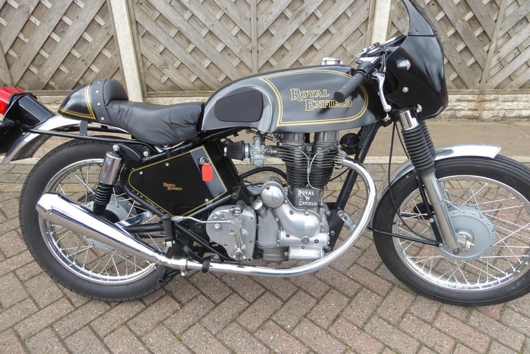 ROYAL ENFIELD CAFE RACER 350 J REG REAR SETS SINGLE SEAT 1 YEARS MOT