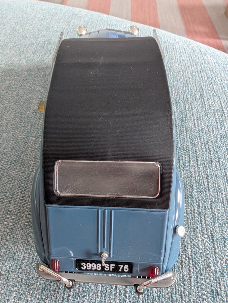 Citroen 2CV model for sale