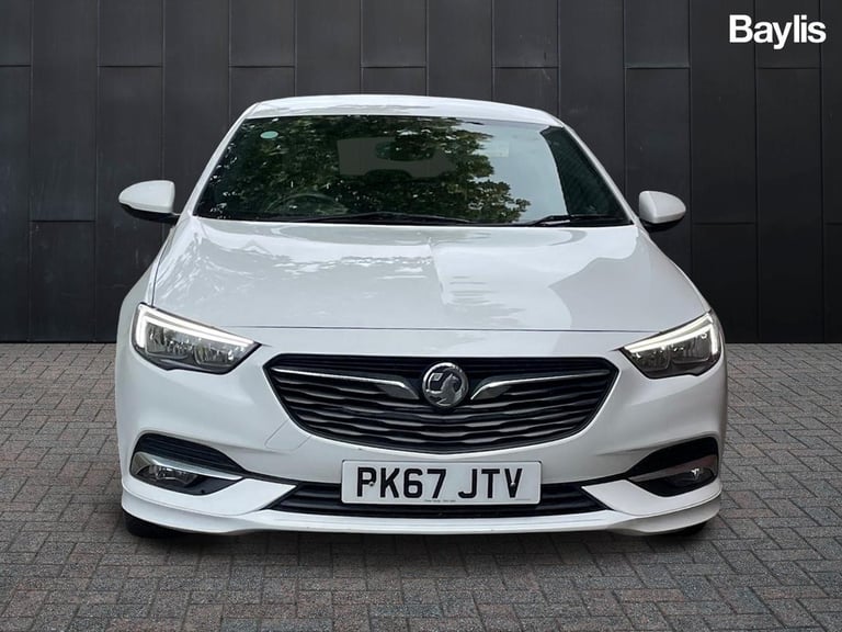 2017 Vauxhall Insignia Insignia 1.5 SRI Nav 5dr Hatchback Petrol Manual