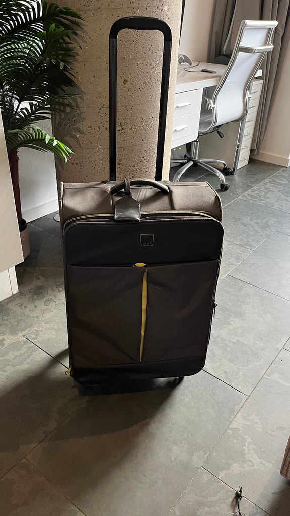Large Tripp 4 Wheel Suitcase Luggage