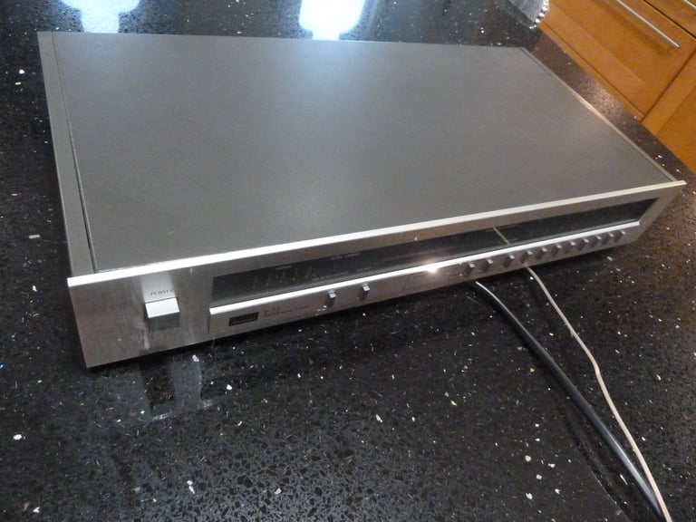 Sansui AM/FM Tuner