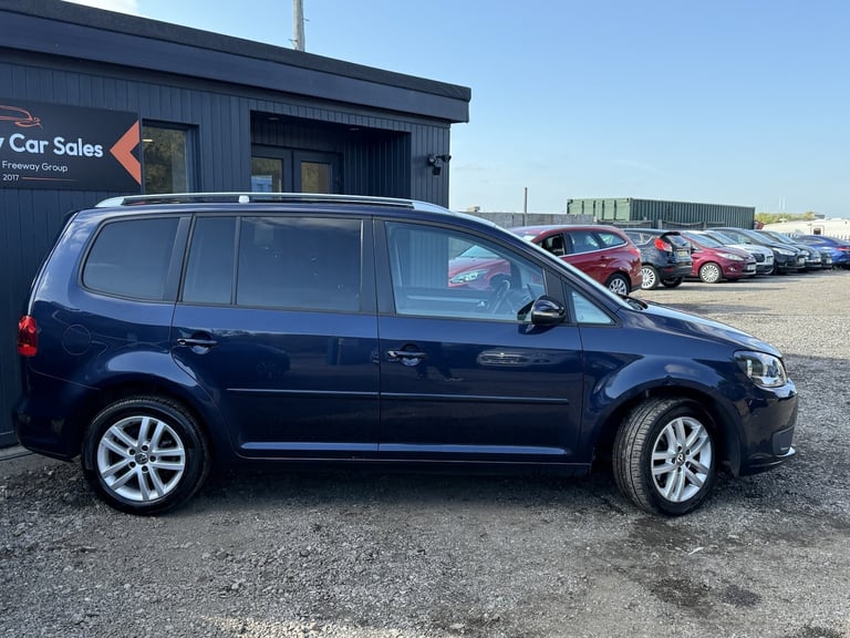 VOLKSWAGEN TOURAN 1.6 TDI BlueMotion Tech SE MPV 5dr Diesel DSG, 7 Stamps, Auto,