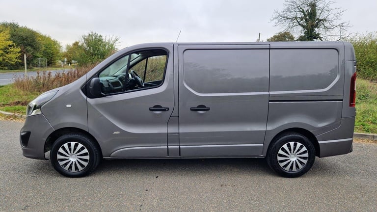 2016 Vauxhall Vivaro 1.6 CDTi 2700 Sportive L1 H1 Euro 5 5dr PANEL VAN Diesel Manual