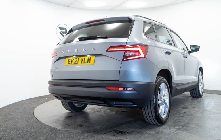 2021 21 SKODA KAROQ 1.5 TSI ACT SE TECHNOLOGY SUV 5DR PETROL MANUAL EURO 6 (S/S)