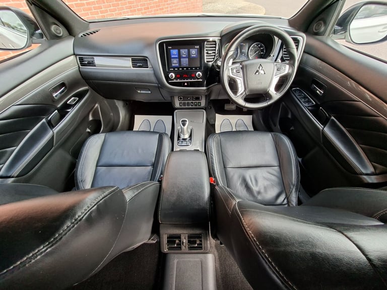 2021 21 Mitsubishi Outlander 2.4 PHEV Dynamic CVT Auto 4WD. 13.8kWh. 1 Owner.