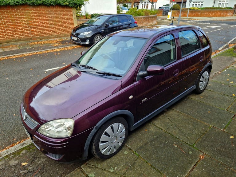 AUTO VAUXHALL CORSA 1.4 ULEZ FREE DRIVES GREAT 