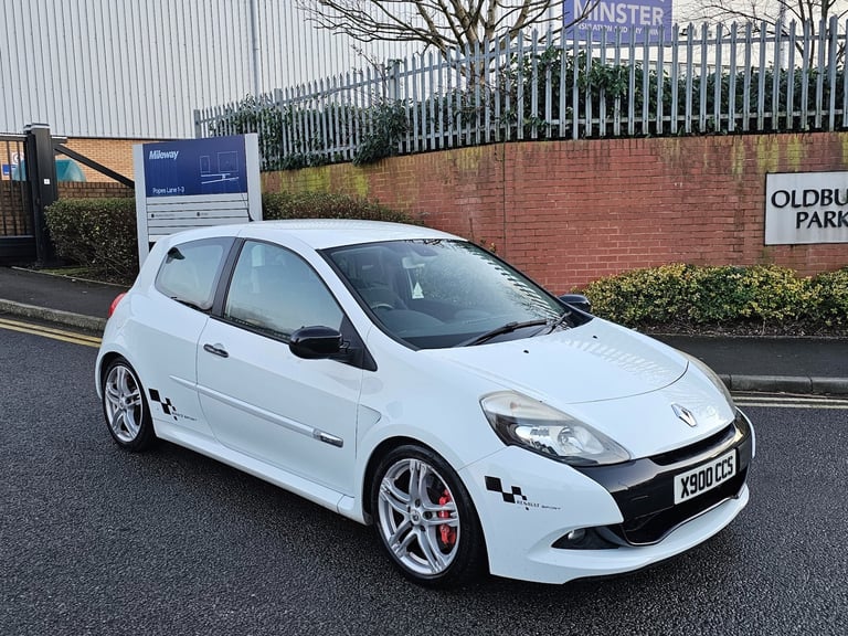 image for 2010 Renault Clio 2.0 16V RenaultSport 200 3dr HATCHBACK Petrol Manual