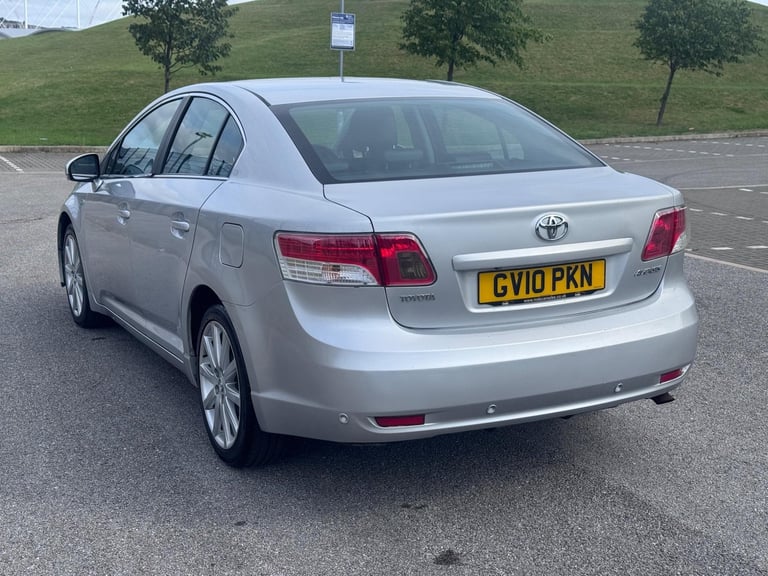 2010 Toyota Avensis 2.2 D-CAT T Spirit Auto Euro 5 4dr SALOON Diesel Automatic