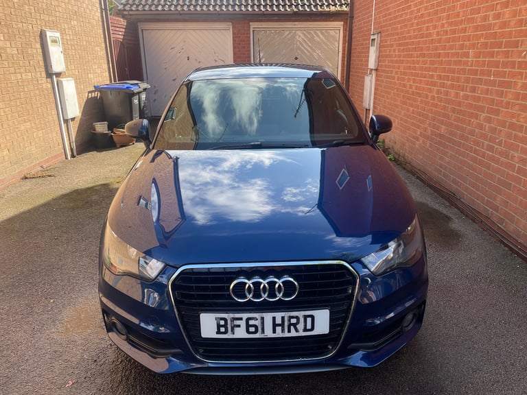 Audi, A1, Hatchback, 2011, Manual, 1598 (cc), 3 doors