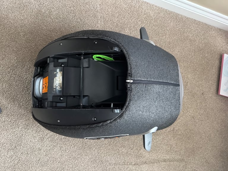Cybex Sirona platinum Z i-Size baby infant Car Seat Black with  360 Degree Isofix Base