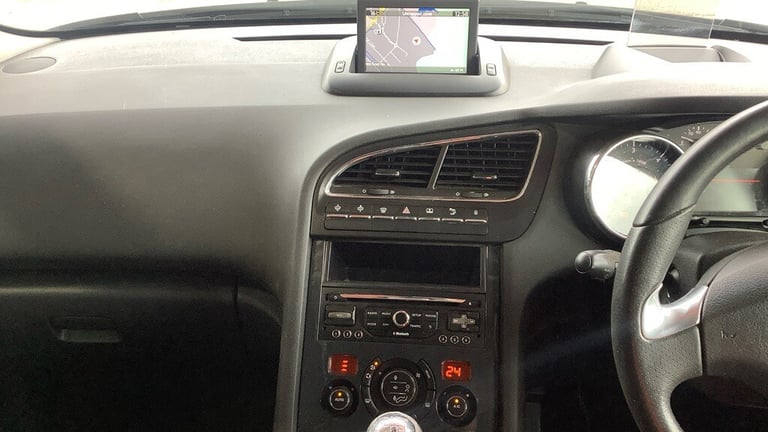 2014 Peugeot 5008 1.6 HDi Allure 5dr MPV Diesel Manual